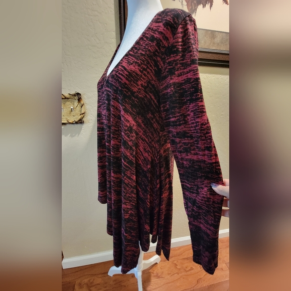 Alembika Asymmetrical Top - Size 1X - Picture 6 of 8